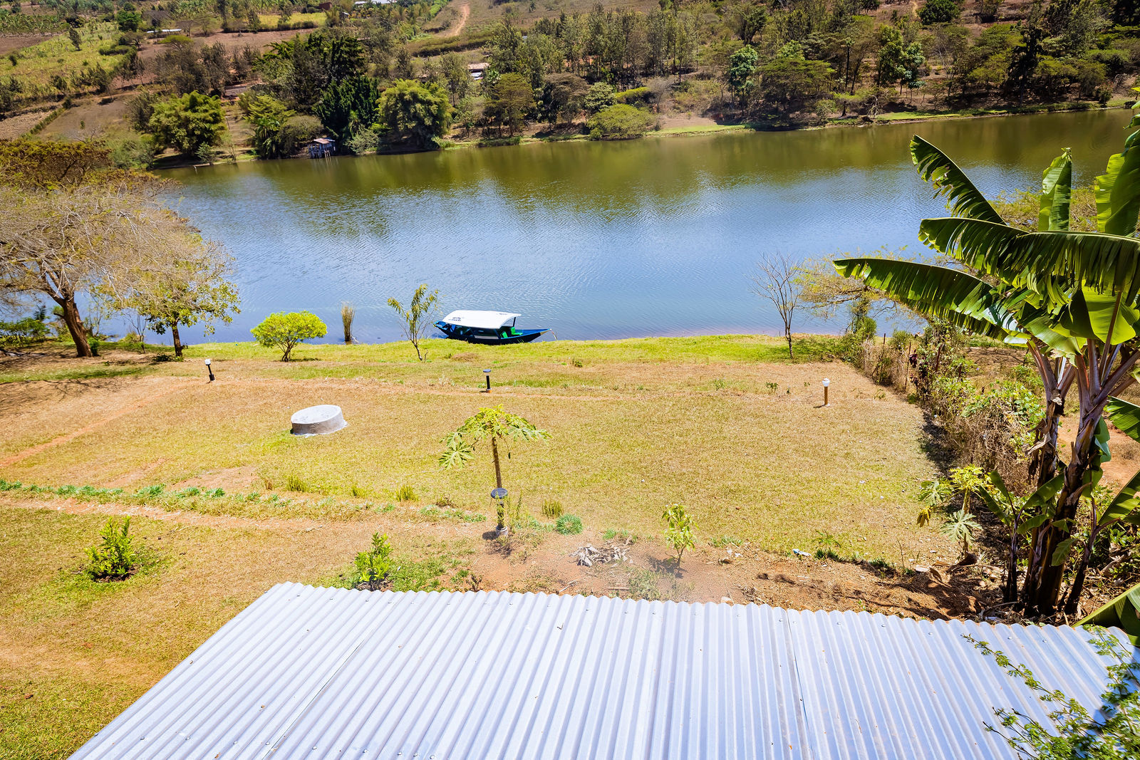 Ikigonyi Round House on Lake Muhazi